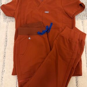 FIGS AUBURN FALL SET TOP S BOTTOM XS